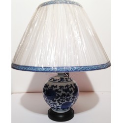 Lampe vietnamienne hè