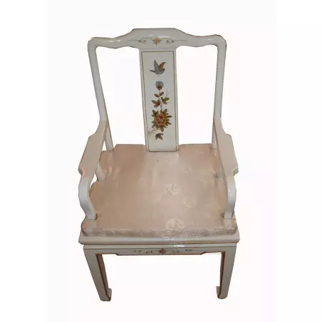 Fauteuil chinois laqué en bonnet de lettré