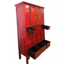 Armoire ancienne rouge sang de boeuf